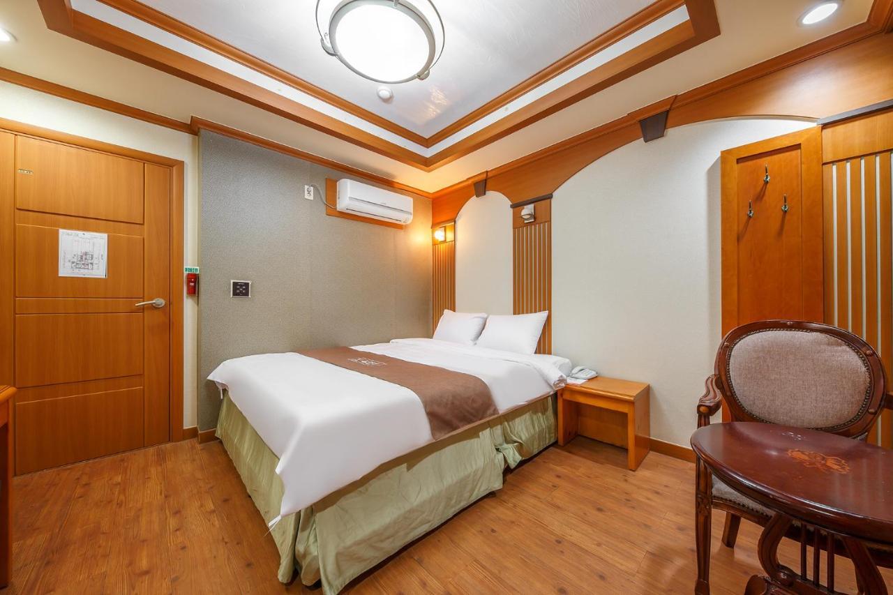 Drama Motel Boryeong Εξωτερικό φωτογραφία