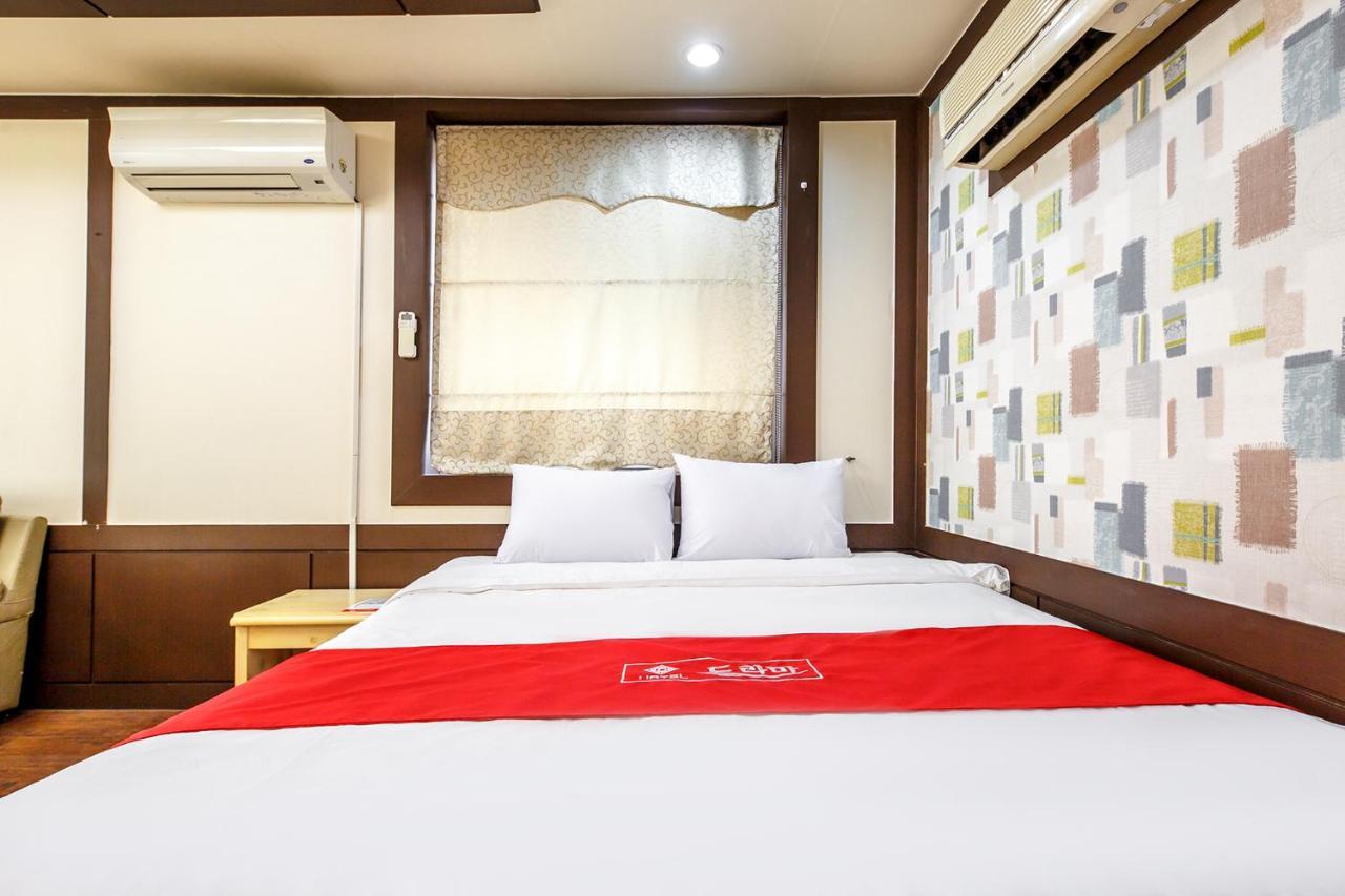Drama Motel Boryeong Εξωτερικό φωτογραφία