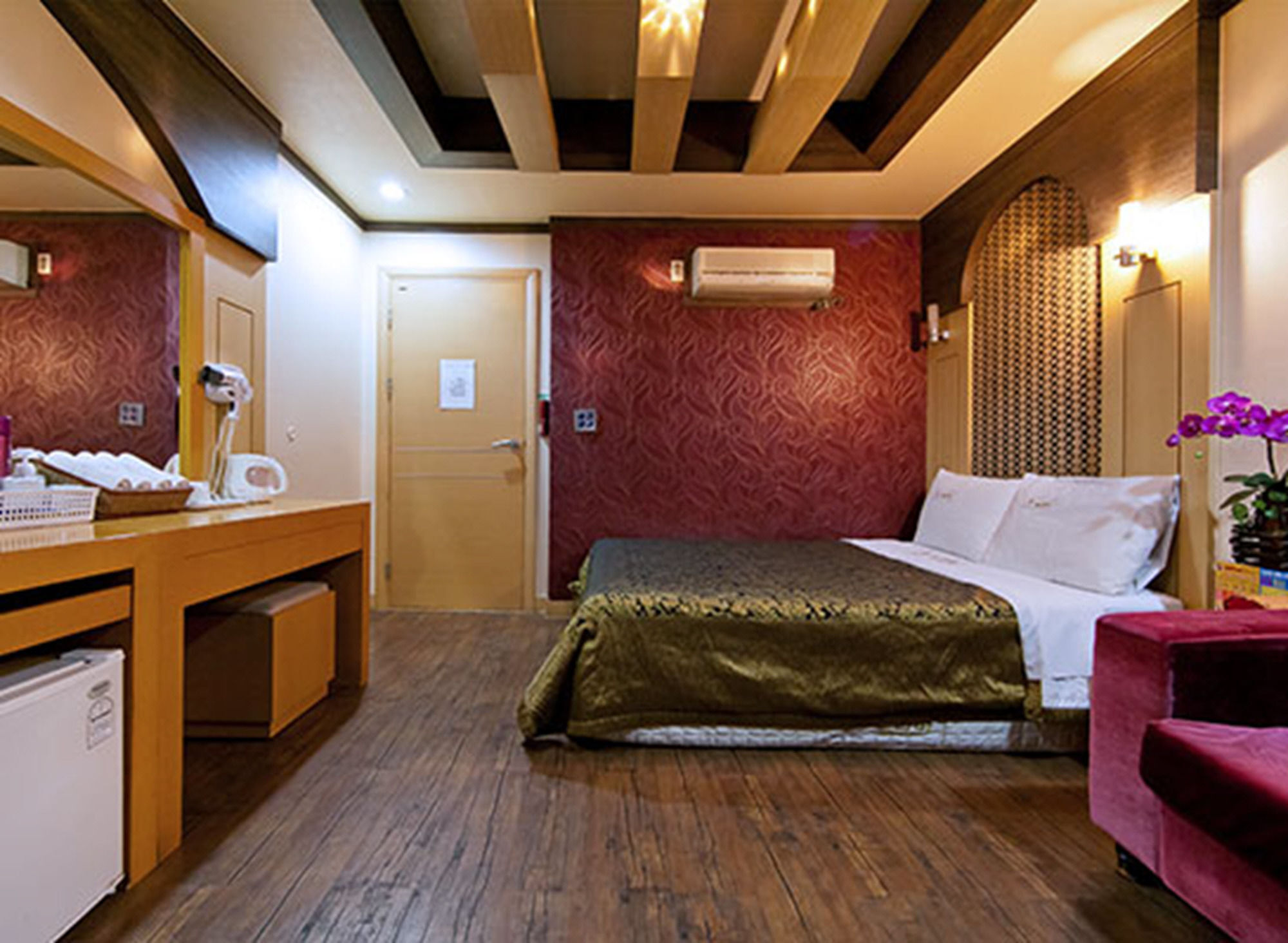 Drama Motel Boryeong Εξωτερικό φωτογραφία